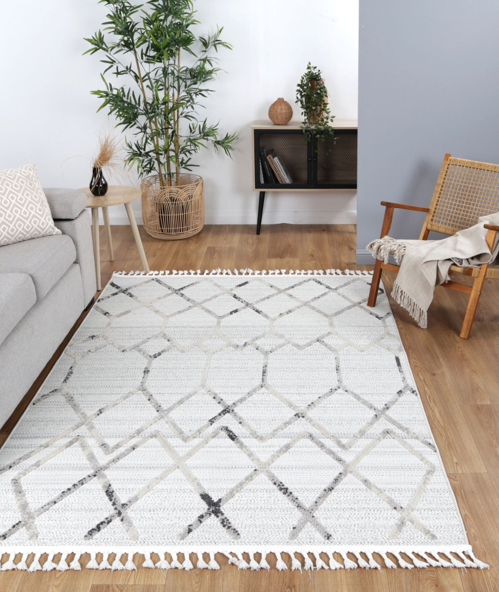 Nefeli Cream Grey Diamond Rug